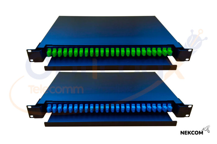 2.1 BANDEJA DE FIBRA OPTICA CON ADAPTADORES SC (PC/UPC/APC) MONOMODO